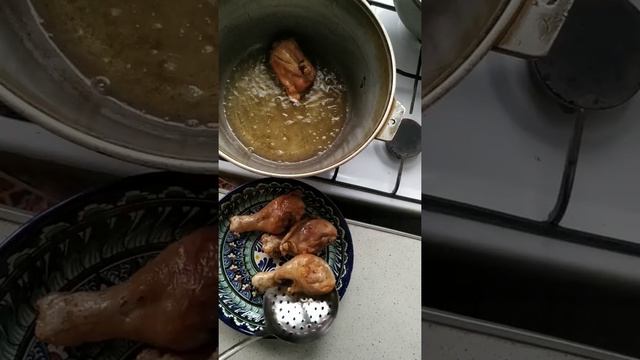 Обалденно вкусная курица которая быстро готовится. На праздничный стол! Мазали товуқли қовурдоқ! смотреть онлайн