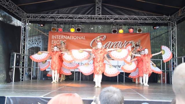 Китайский танец. Karinedance. Караван 2012. смотреть онлайн