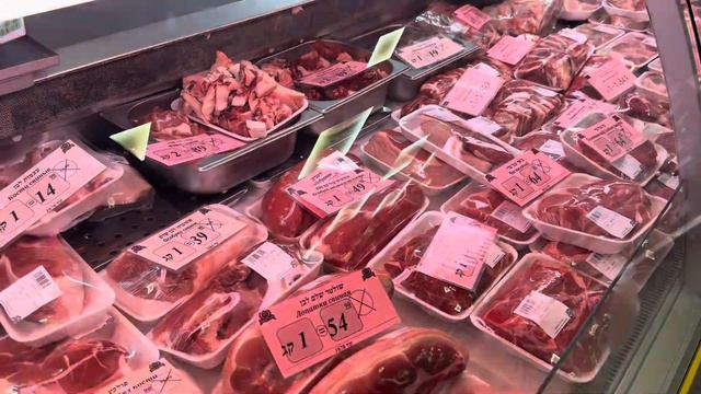 Работаю мясником в Израиле.небольшое видео с работы.цены на мясо в Израиле.Хайфа ,декабрь 2023 смотреть онлайн