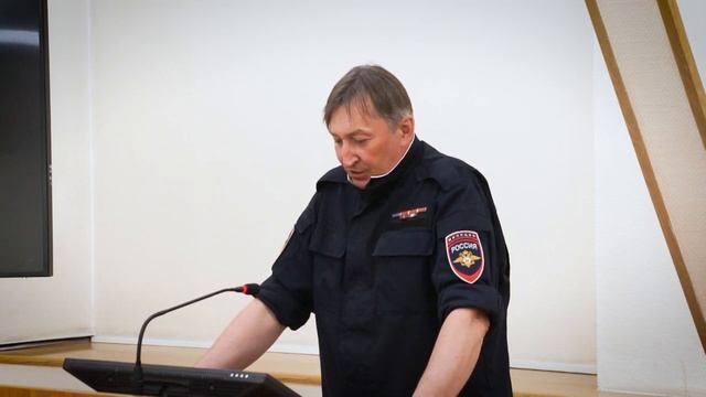 Лекция «Униформа и знаки различия Транспортной милиции» Лекция № 6 смотреть онлайн