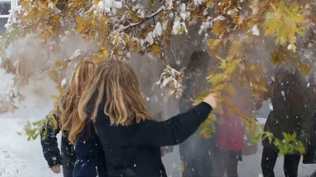 29 11 18   школа 37 , 9 б класс фрагмент ролика о школьной жизни