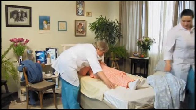 5. Помощь больному при подъеме с постели смотреть онлайн