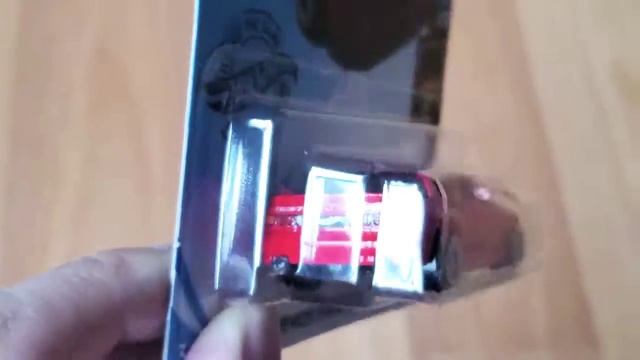 Hot Wheels Mazda RX7 Savanna FC3S New Casting смотреть онлайн