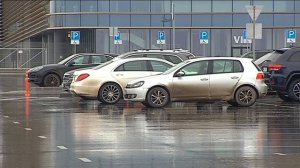 Парковка в аэропорту
