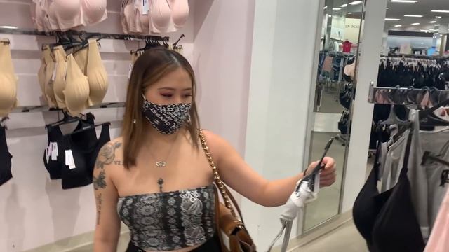 Being An OVER PROTECTIVE BOYFRIEND To See How She Reacts.. смотреть онлайн