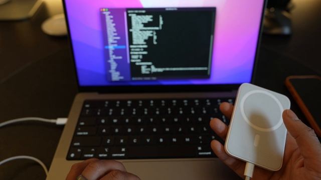 Apple MagSafe Battery Pack Firmware Upgrade: Quick How to смотреть онлайн