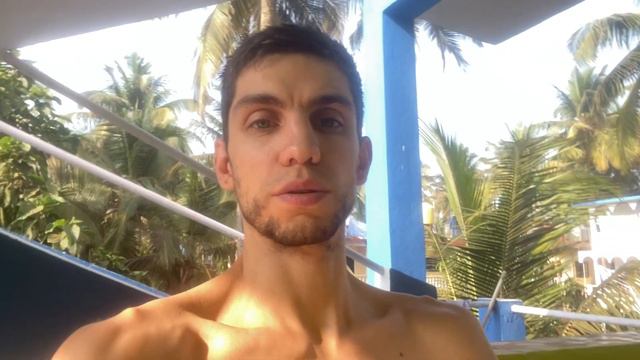 Сейчас живу на Гоа. Хватит жить в гараже и в машине) смотреть онлайн