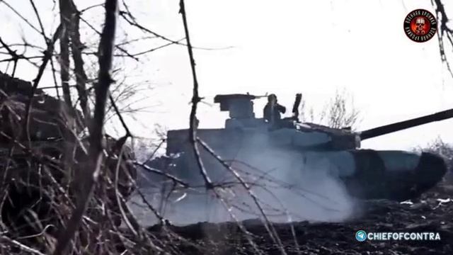 Наши танкисты ЗВО на Т-90М «Прорыв» поразили украинский наблюдательный пункт смотреть онлайн