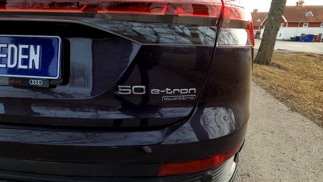 2022 Audi Q4 50 e-tron 299hp | Walkaround | Acceleration | Fly by | Range test | 4K смотреть онлайн