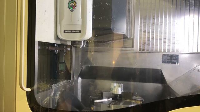 Used DMG Mori DMU 85 MonoBlock 5-Axis Machining Center for Sale смотреть онлайн