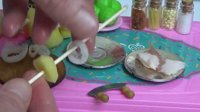 MINI FOOD REAL MINI BARBECUE FRIED ON CHIPS| ASMR COOKING KITCHEN SET смотреть онлайн