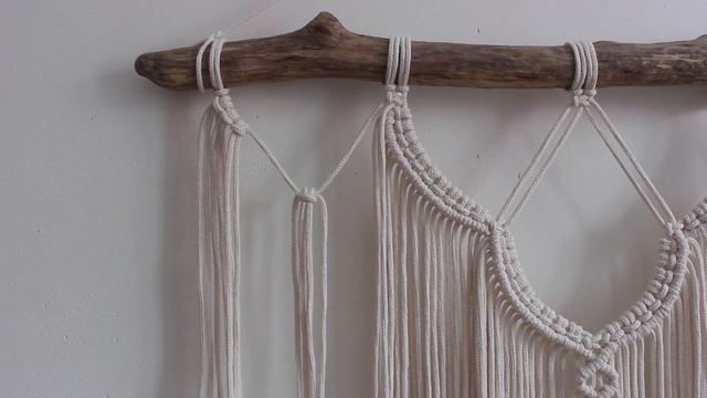 How To: DIY Boho Macrame Wall Hanging Tutorial / Modern Interior / Easy DIY for beginners смотреть онлайн