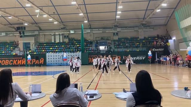 Владивосток/Чир хип-хоп группа/юноши, девушки смотреть онлайн