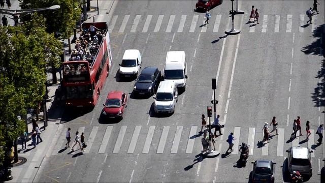View of La Defense et Les Champs Elysees, Paris 17/08/12 смотреть онлайн