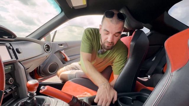 Mai bună decât SUPRA! Toyota GT86! смотреть онлайн