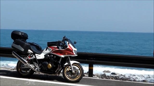 CB1300 SUPER BOLD'OR+ZZR1400 Roulette Touring!! смотреть онлайн