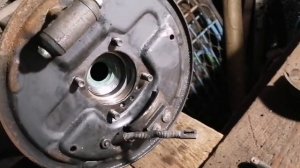 Замена сальника полуоси в заднем мосту ВАЗ 2107 классика