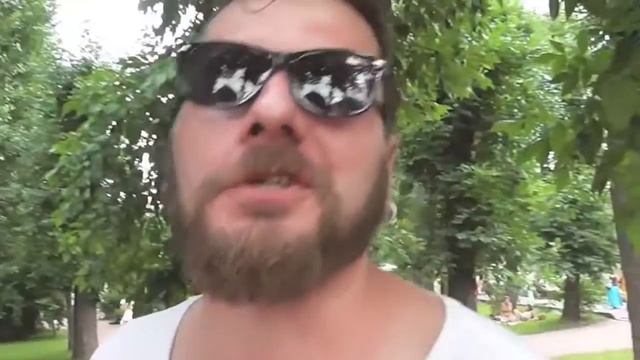 Харинама в Парке Горького 2013 года с Божествами Шри Шри Даял Нитай Шачи Суты смотреть онлайн