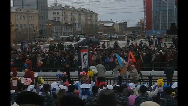 Первомайская демонстрация 2005 года смотреть онлайн