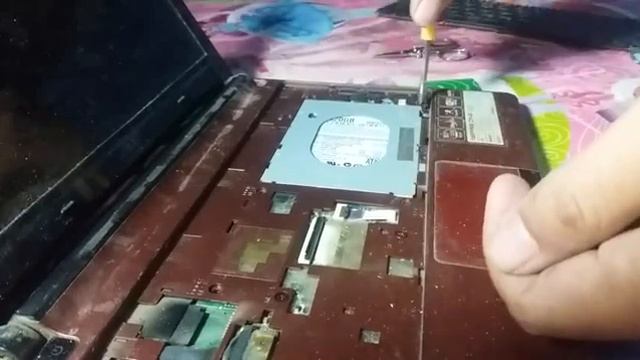 Cara Membuka Hardisk Notebook Acer Aspire One D270 смотреть онлайн