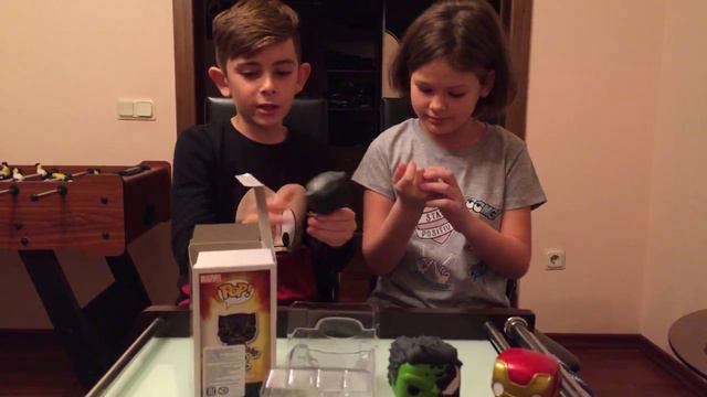 Открываем фигурки от Фанко Поп с моей сестрой. смотреть онлайн