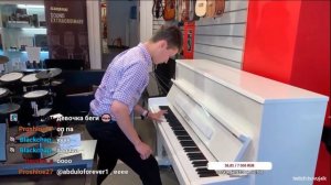 ИГРАЕМ МЕМНЫЕ САУНДТРЕКИ НА ФОРТЕПИАНО