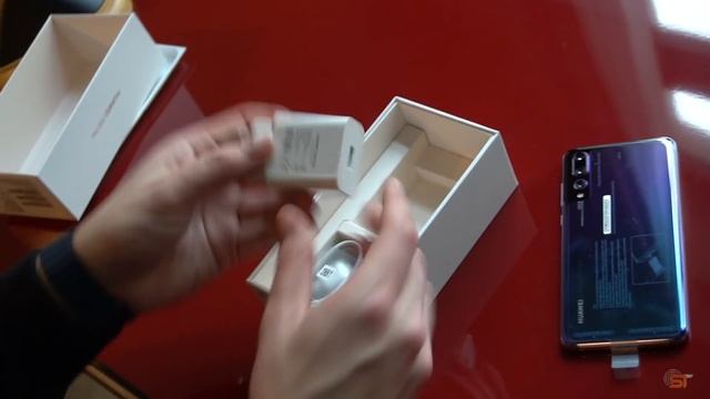 Unboxing: Huawei P20 Pro (Deutsch) | SwagTab смотреть онлайн