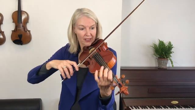 Do You Hear What I Hear? By Regney/Shayne From 101 Violin Christmas Songs - H Leonard On The Violin