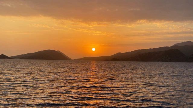 Морское пати под парусами в Турции. Лучший отдых в море. смотреть онлайн