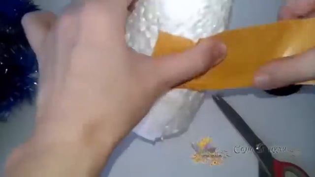 Ёлочка из мишуры на конусе/ Новогодний декор своими руками /Ёлочка быстро и просто смотреть онлайн