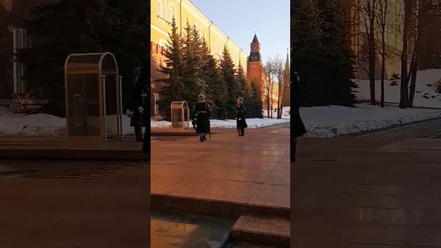 ПОЧЕТНЫЙ КАРАУЛ смотреть онлайн