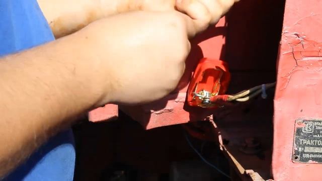 Трактор Т - 25 быстросъемные клеммы (2020) смотреть онлайн