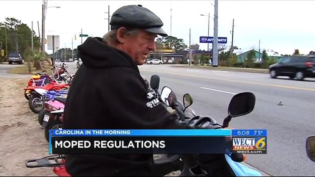 Live Moped Laws and 4th possible shark bite смотреть онлайн
