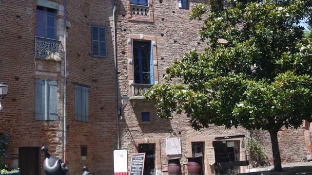 Moissac смотреть онлайн