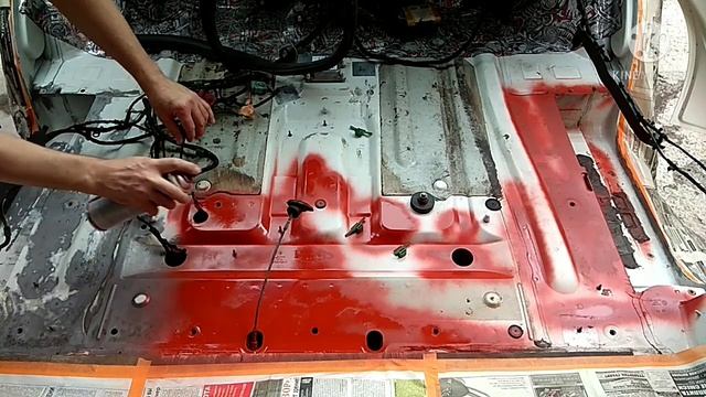 Т5 Transporter Ржавый пол гнить не будет. покрыл цинкарём кислотным грунтом ®️ смотреть онлайн