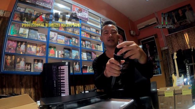 WACITA WM 8803B UHF WIRELESS MICROPHONE смотреть онлайн