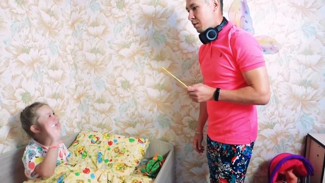 У Азалии выпал первый молочный зубик, но ЗУБНАЯ ФЕЯ к ней не пришла