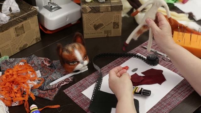 Кукла-кошка. часть 3. Шьем платье. смотреть онлайн
