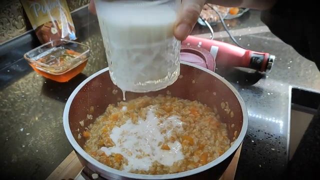 Овсяная каша с тыквой. Быстрый завтрак 5 минут. Тыквенная каша с овсянкой на молоке смотреть онлайн