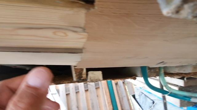 Старая килевая балка из обычной сосны отстояла 30 лет . Новая из дуба отстоит 130 ! смотреть онлайн