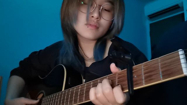 hug all ur friends - cavetown (cover) смотреть онлайн