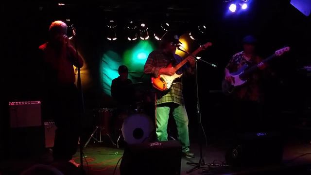 12 26 17 "Key To the Highway" Rick Fitch (by Big Bill Broonzy & Charlie Segar) смотреть онлайн