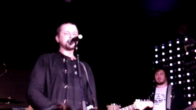 Пилот - История в поезде (Live 15.03.2014 in STONE club, Йошкар Ола) смотреть онлайн