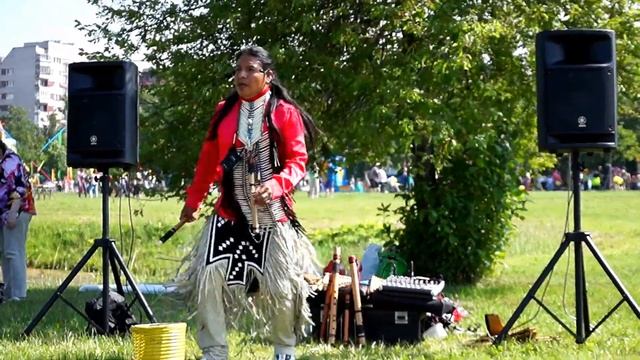 Индеец Инти Пакарина в Пушкине на Дне города 2016. (630) смотреть онлайн