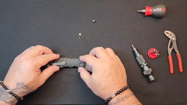 KIZER SOVEREIGN G10 VG10, Amazing Knife, Action, ergo's fitnfinish,.#knifereview #knifedisassembly смотреть онлайн