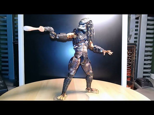 Trophy Chase! Neca Ultimate Boar Predator!