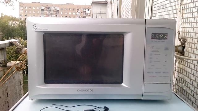 Что будет если яйцо положить в микроволновку? смотреть онлайн