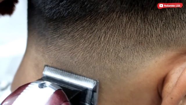 Skin Fade Barber Tutorial__Mens Haircut ? Curly Transformation..!!! ? смотреть онлайн