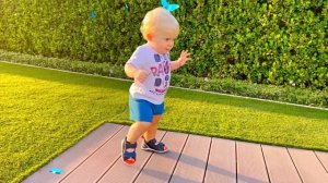 Диана и Рома - Развивающие Игры с малышом Оливером