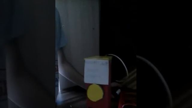 Как сделать автомат для выдачи конфет и жвачек у себя дома из картона смотреть онлайн